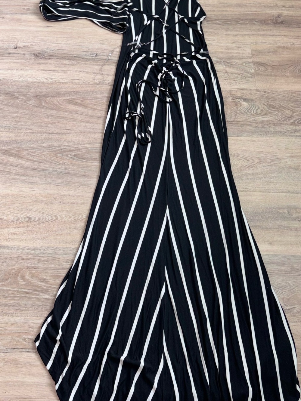 Beautiful Long Striped Maxi Summer Dress, Lace-Up Back with Bralette. Size Large - Picture 2 of 5